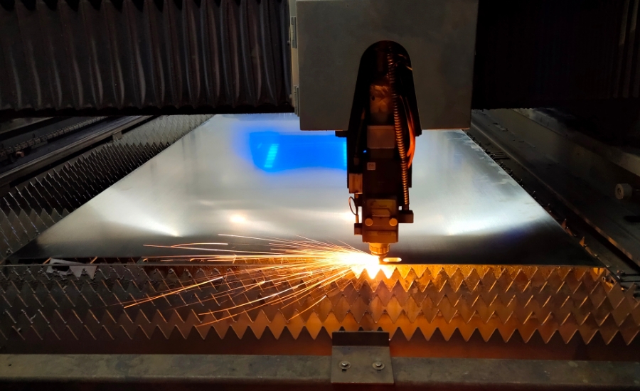 激光加工設(shè)備的切割效果比傳統(tǒng)設(shè)備和工藝都要好嗎？